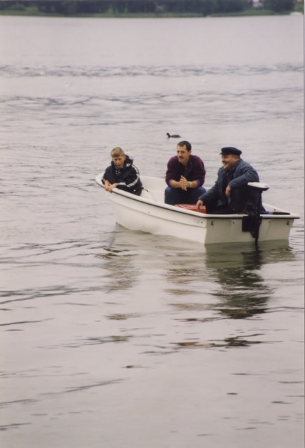 2000_1.jpg