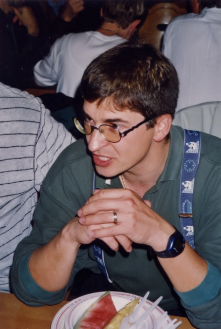 2000_10.jpg