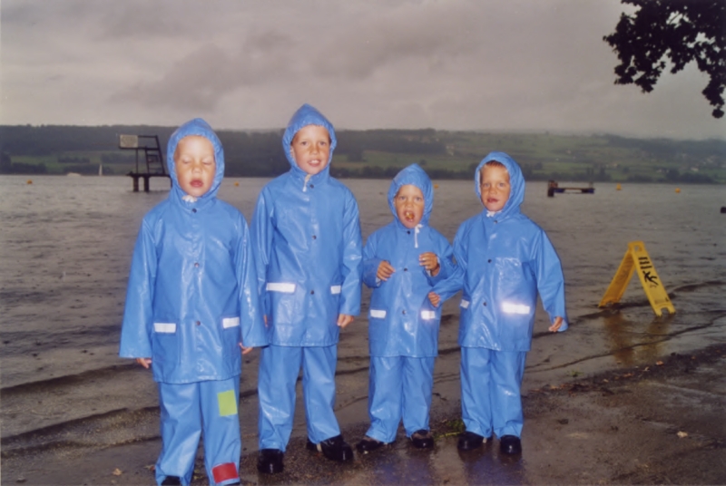 2001_1.jpg