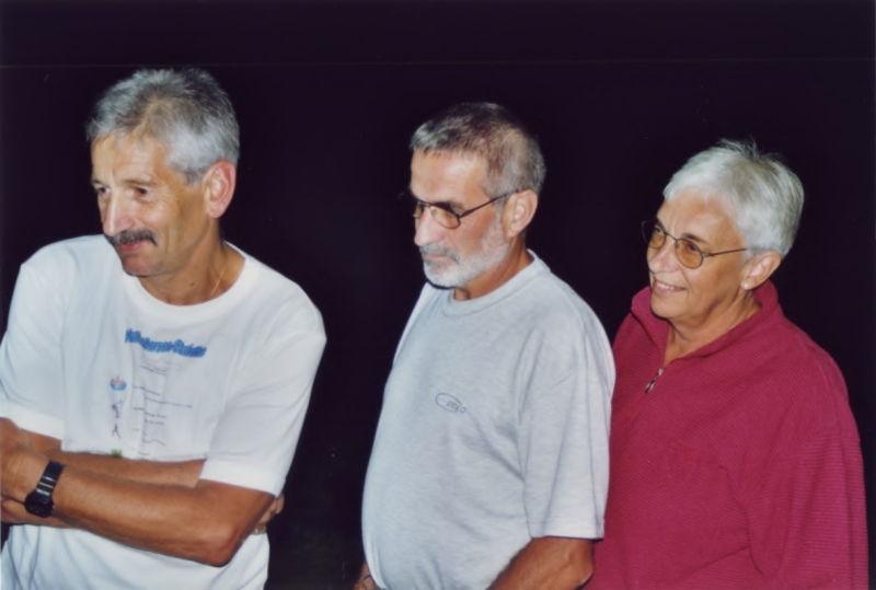 2001_10.jpg