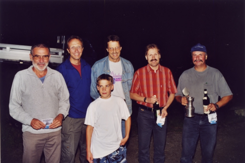 2002_12.jpg