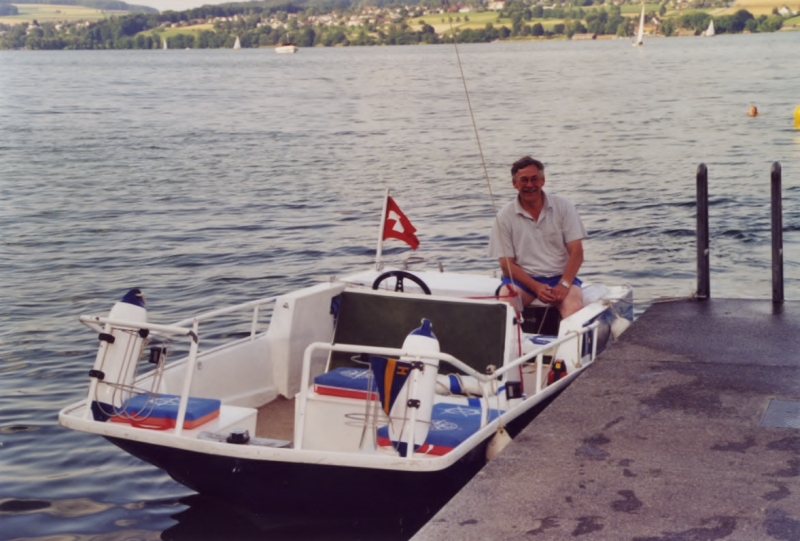 2002_3.jpg
