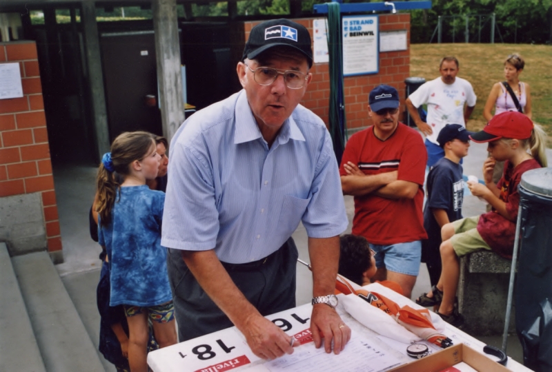 2003_1.jpg