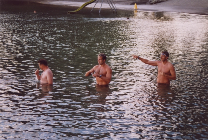 2004_2.jpg